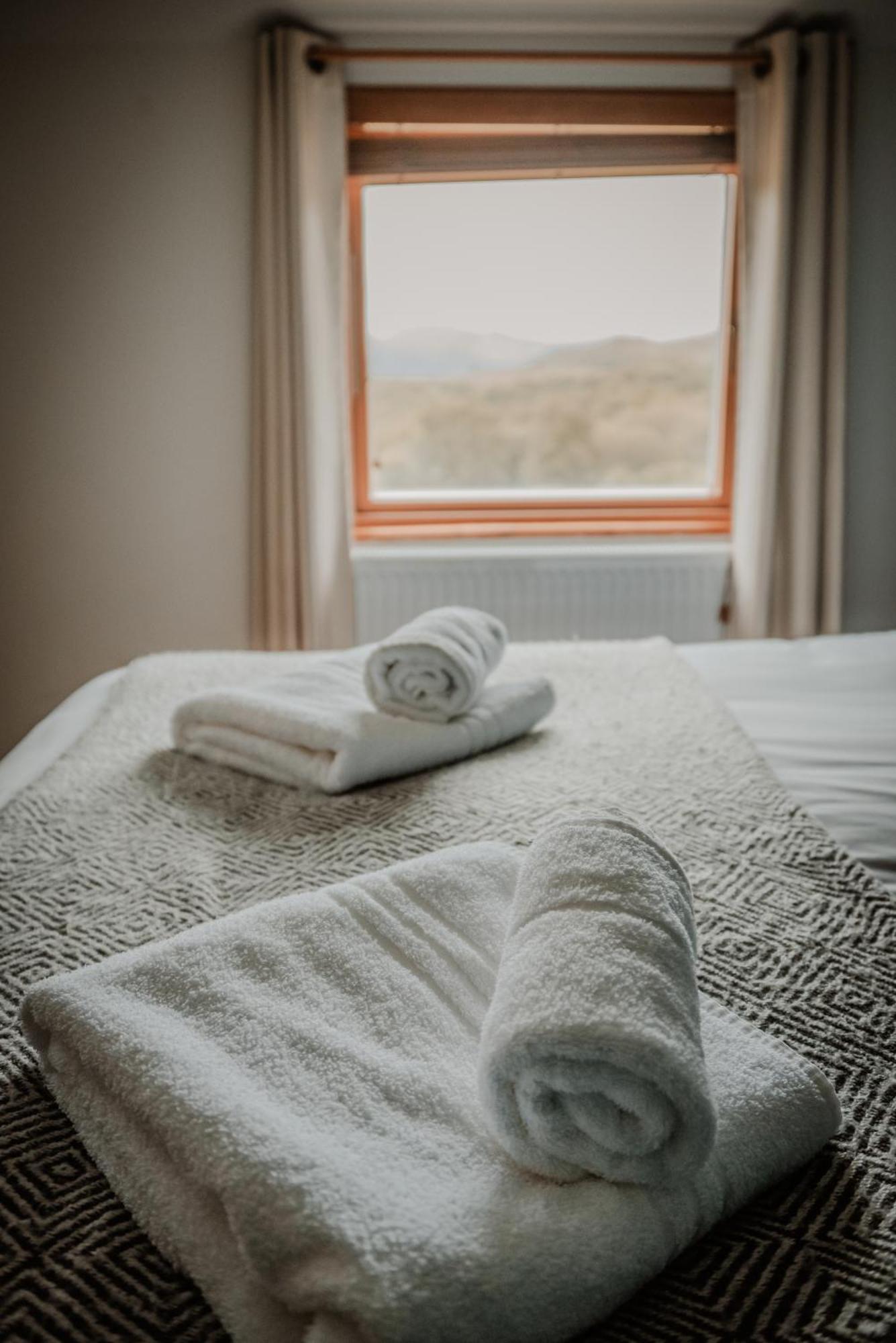Old Kyle Farm - Stunning Views - 2 Mins From Skye Bridge Villa Kyleakin Eksteriør bilde