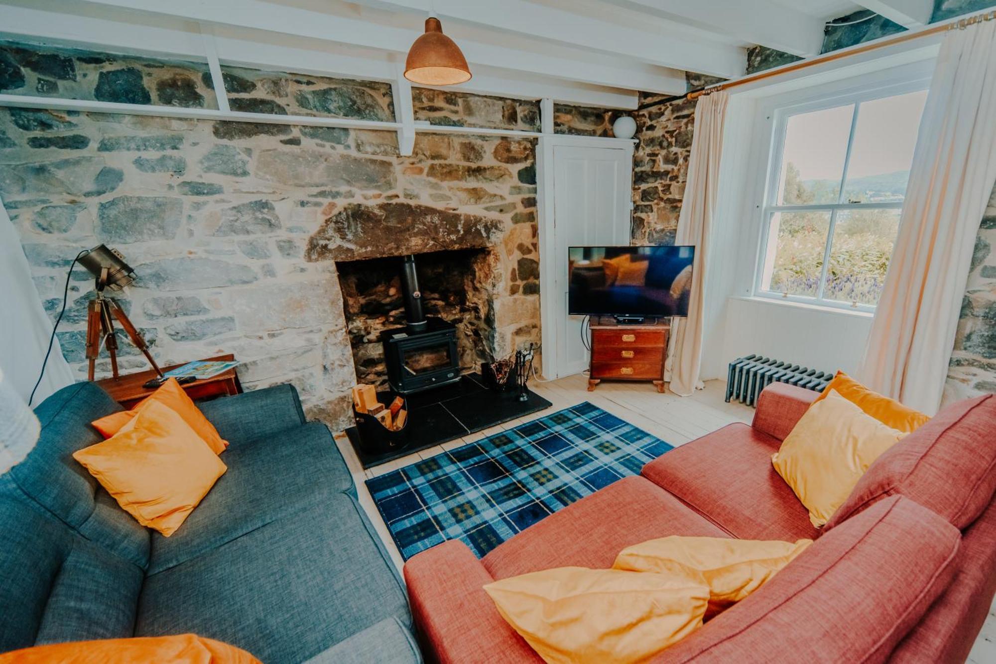 Old Kyle Farm - Stunning Views - 2 Mins From Skye Bridge Villa Kyleakin Eksteriør bilde