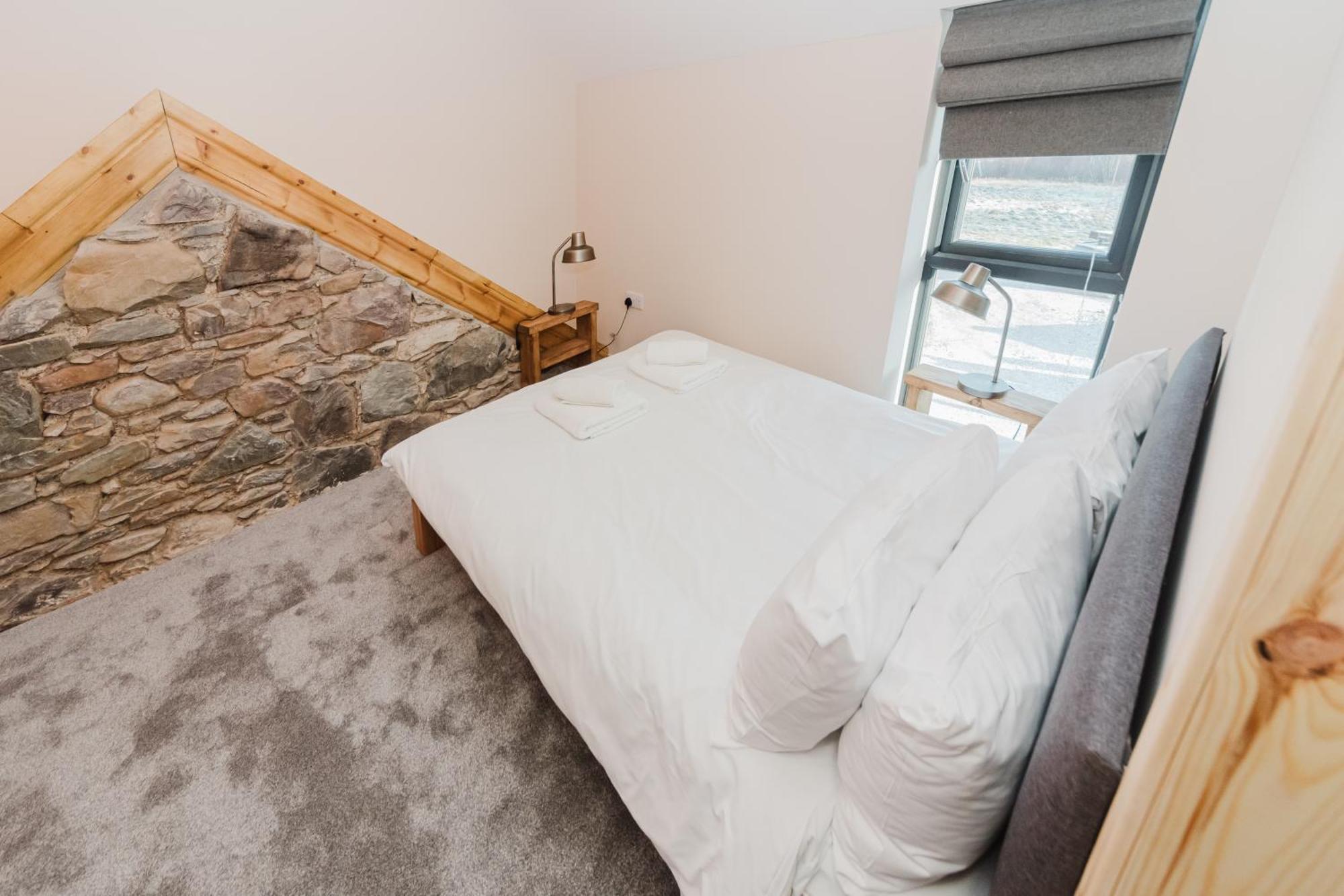 Old Kyle Farm - Stunning Views - 2 Mins From Skye Bridge Villa Kyleakin Eksteriør bilde